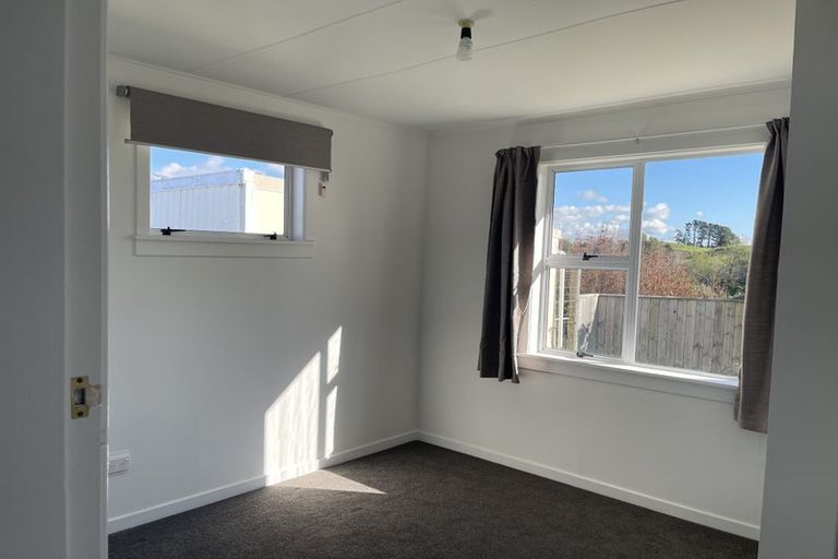 Photo of property in 14 Dowman Street, Urenui, 4375