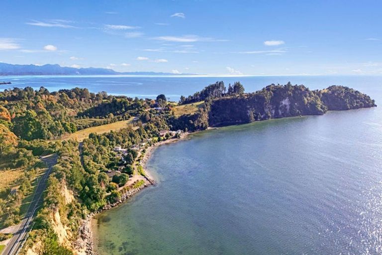 Photo of property in 204 Rangihaeata Road, Rangihaeata, Takaka, 7182