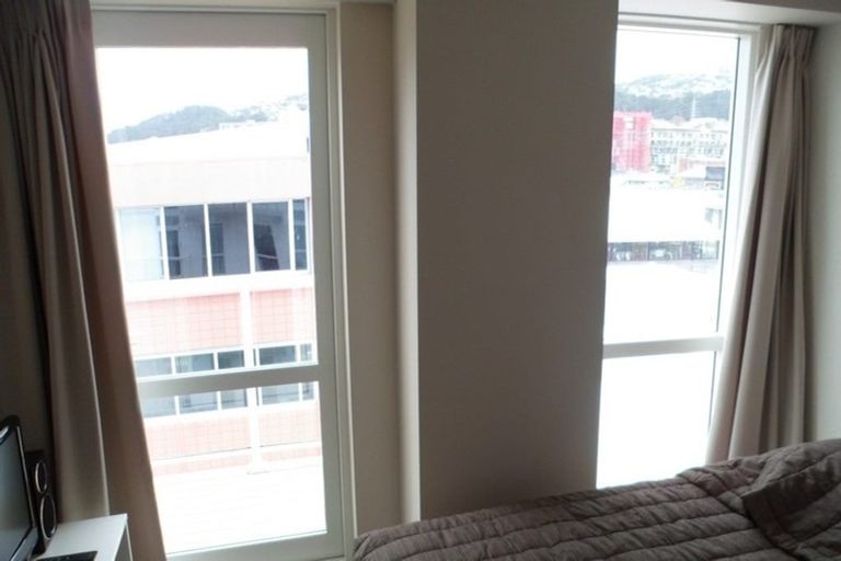 Photo of property in The Peak Apartments, 1001/170 Taranaki Street, Te Aro, Wellington, 6011