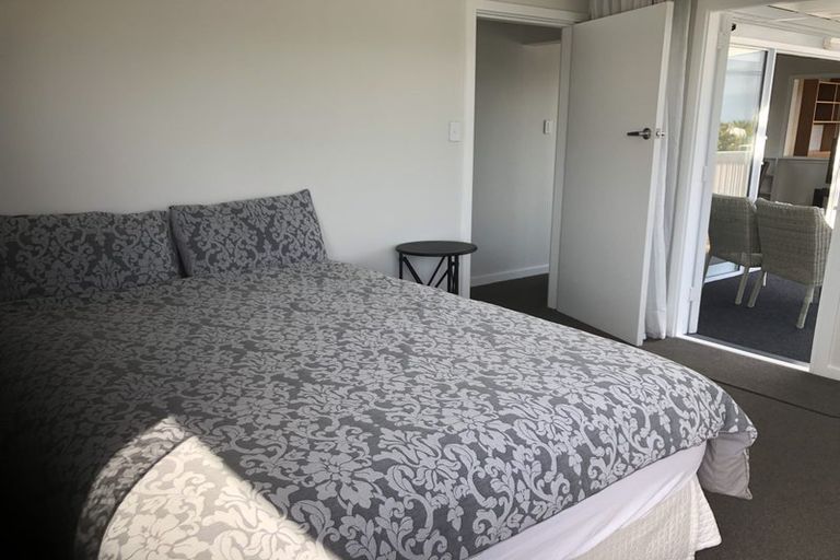 Photo of property in 109 Beachville Road, Redcliffs, Christchurch, 8081