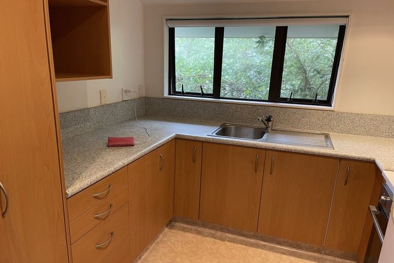 Photo of property in 1/72 Derwent Street, Island Bay, Wellington, 6023