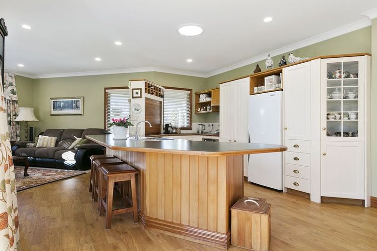 Photo of property in 19 Cowley Drive, Leamington, Cambridge, 3432