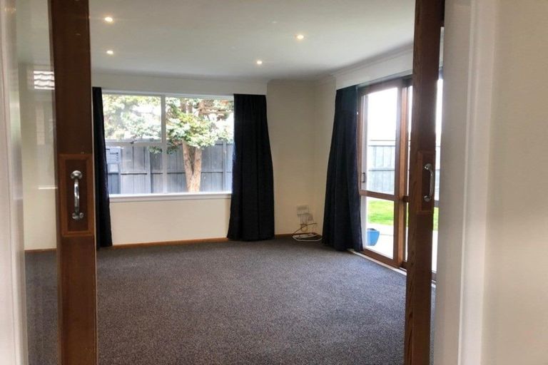 Photo of property in 1a Barclay Place, Burwood, Christchurch, 8061