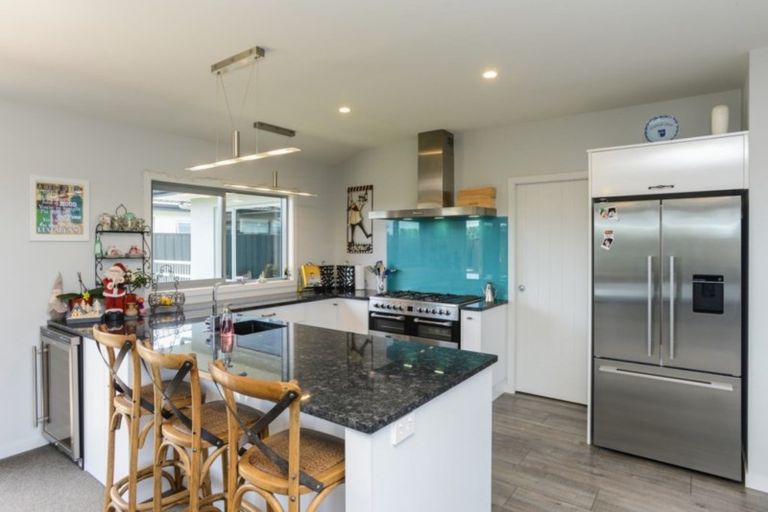 Photo of property in 36 Pelorus Avenue, Poraiti, Napier, 4112