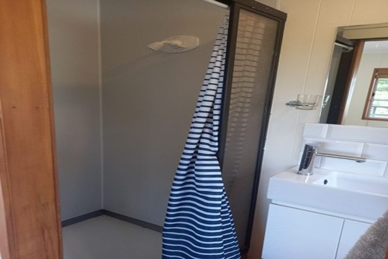 Photo of property in 7 Sea Vista Avenue, Beach Haven, Auckland, 0626