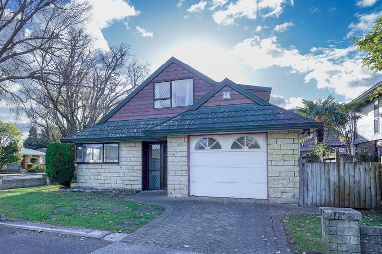 Photo of property in 207 Park Road, Hokowhitu, Palmerston North, 4410