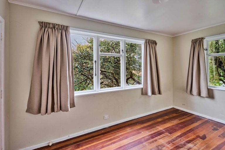 Photo of property in 14 Gloucester Street, Cannons Creek, Porirua, 5024