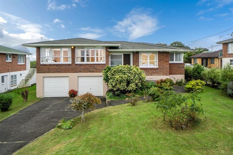 Photo of property in 84 Royal View Road, Te Atatu South, Auckland, 0610