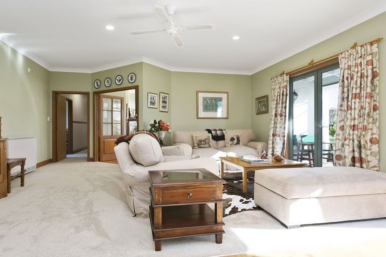 Photo of property in 19 Cowley Drive, Leamington, Cambridge, 3432