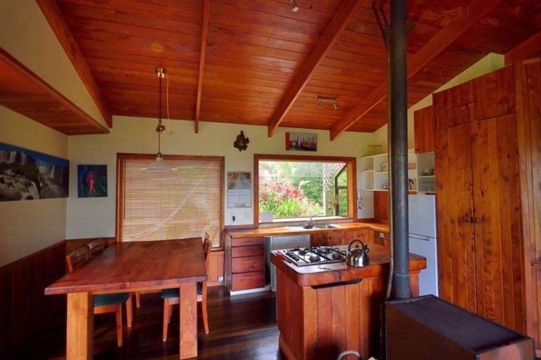 Photo of property in 93b Colville Road, Coromandel, 3584