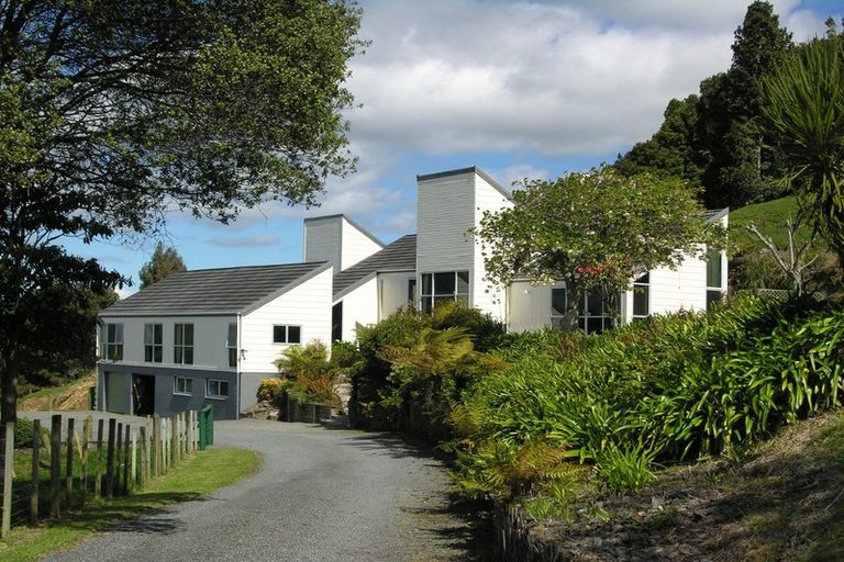 Photo of property in 72 Mountain Road, Western Heights, Rotorua, 3015