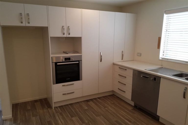 Photo of property in 55 Peer Street, Upper Riccarton, Christchurch, 8041