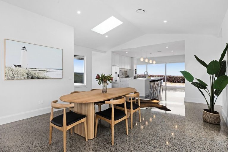 Photo of property in 23 Te Roera Drive, Taradale, Napier, 4112