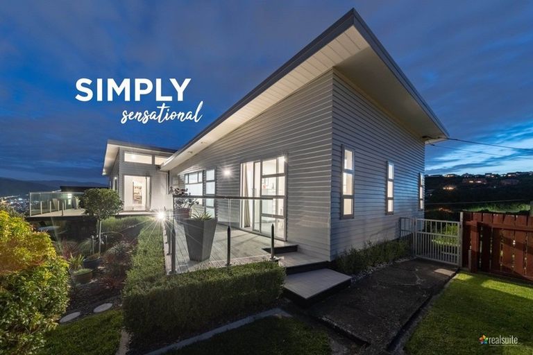 Photo of property in 37 Pekanga Road, Normandale, Lower Hutt, 5010