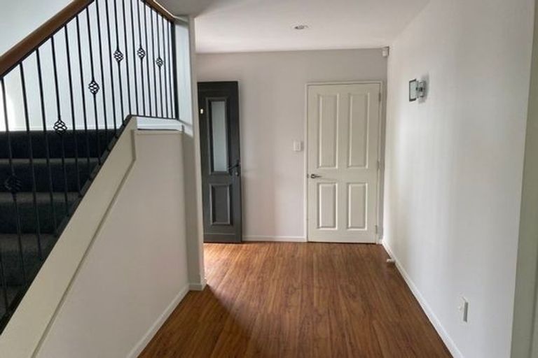 Photo of property in 10a Elizabeth Street, Riccarton, Christchurch, 8011