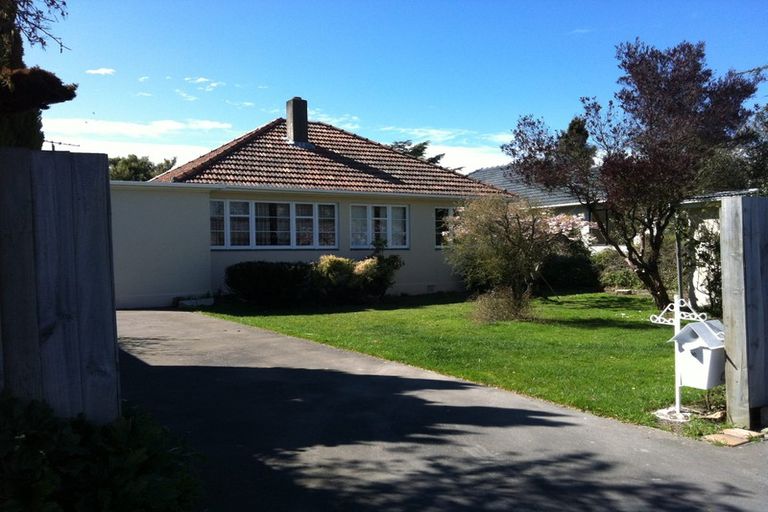 Photo of property in 16 Centennial Avenue, Riccarton, Christchurch, 8041