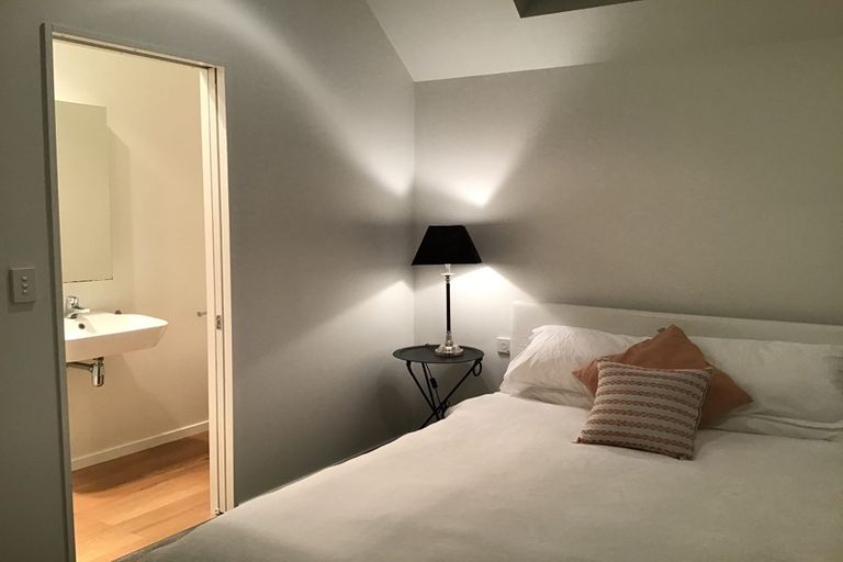 Photo of property in 32a Eversleigh Street, St Albans, Christchurch, 8014