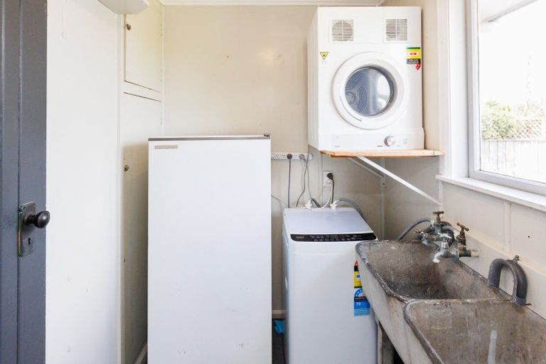 Photo of property in 63 Taumaihi Street, Bulls, 4818