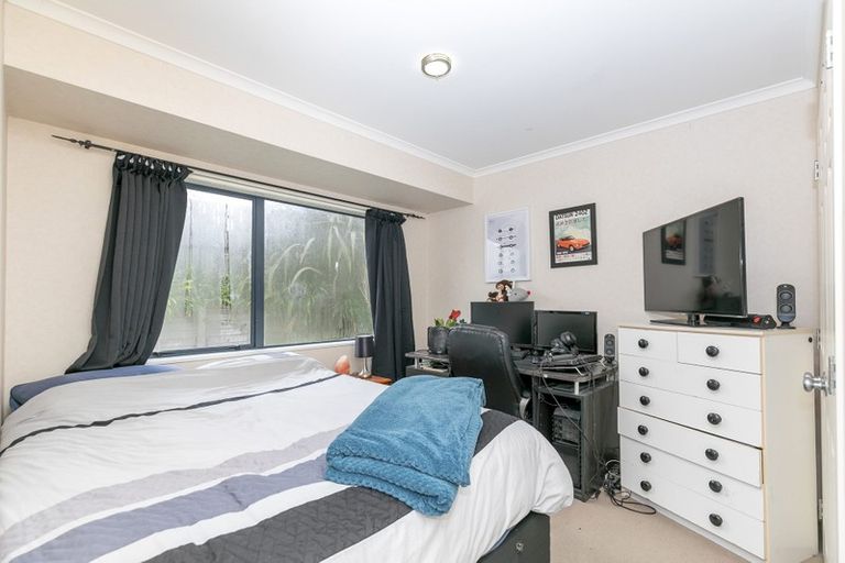 Photo of property in 14 Pointon Glade, Grandview Heights, Hamilton, 3200