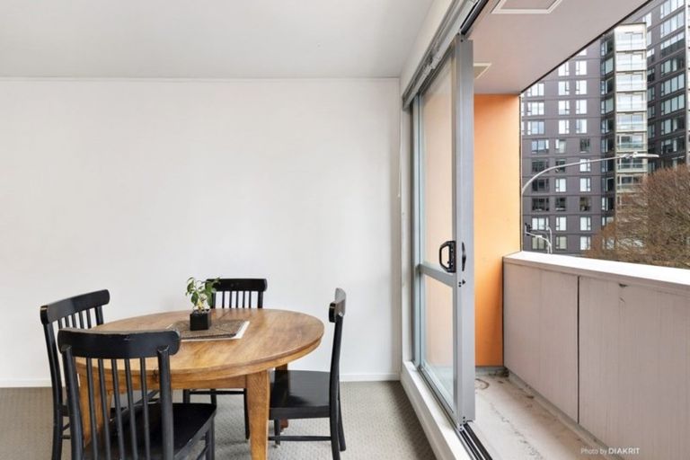 Photo of property in Budget Car Rental, 4/81 Ghuznee Street, Te Aro, Wellington, 6011