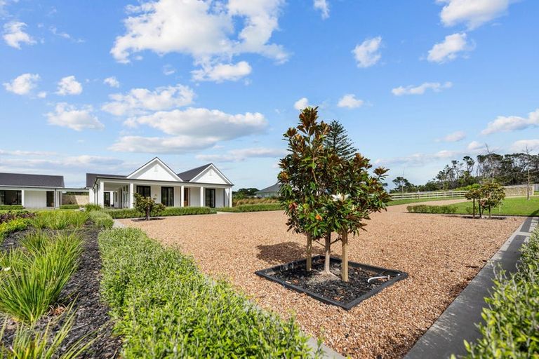 Photo of property in 438 Oaia Road, Muriwai, Waimauku, 0881