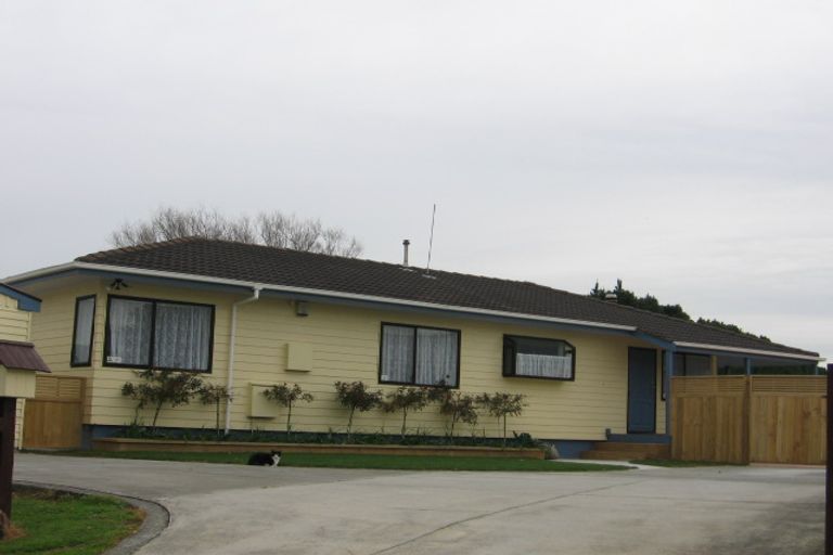 Photo of property in 93 Benmore Avenue, Cloverlea, Palmerston North, 4412