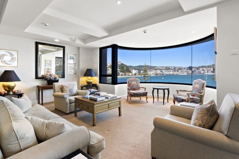 Photo of property in 11/310 Oriental Parade, Oriental Bay, Wellington, 6011
