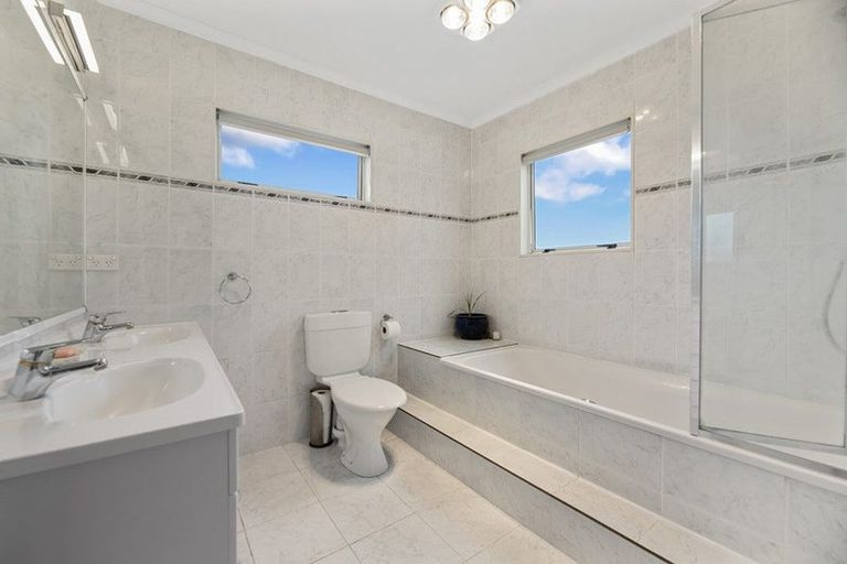 Photo of property in 157 Gravatt Road, Papamoa Beach, Papamoa, 3118