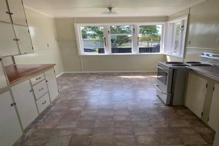 Photo of property in 32 Cardiff Street, Awapuni, Palmerston North, 4412