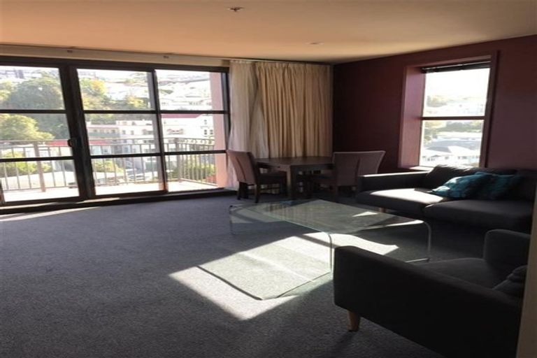 Photo of property in Atrium Towers, 8f/154 The Terrace, Wellington Central, Wellington, 6011