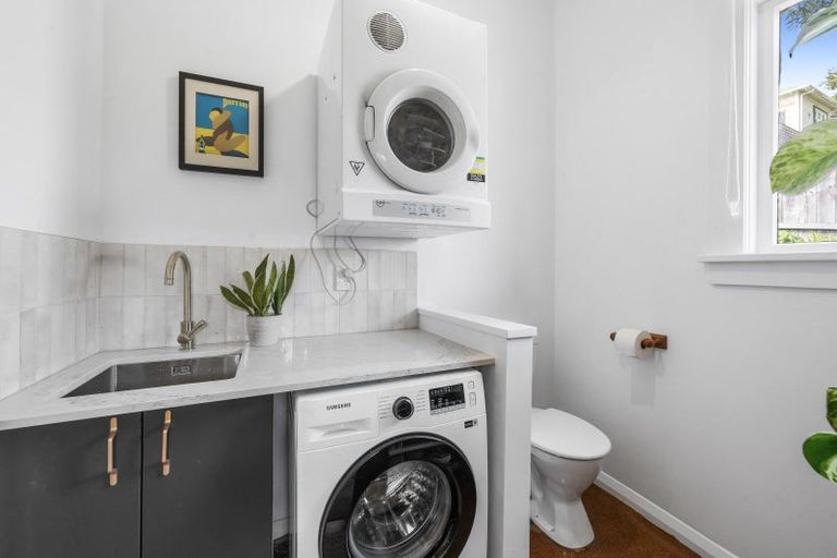 Photo of property in 15 Northview Crescent, Belleknowes, Dunedin, 9011