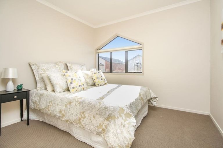 Photo of property in St Claire Village, 8/172 Mcleod Road, Te Atatu South, Auckland, 0610