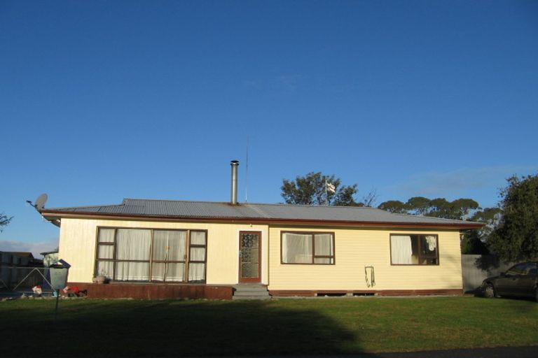 Photo of property in 33 Columbus Crescent, Flaxmere, Hastings, 4120