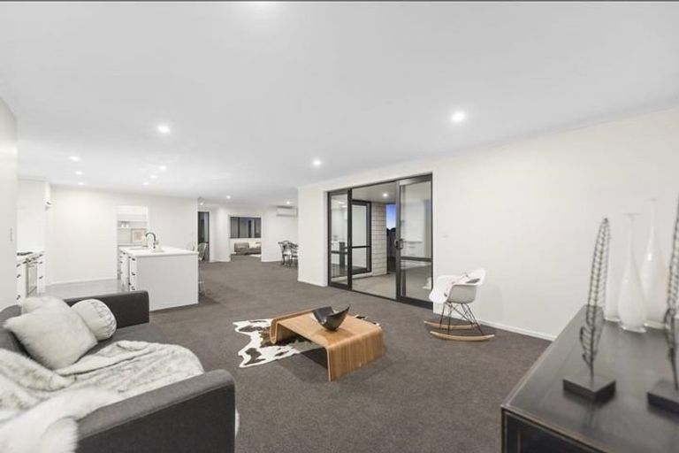 Photo of property in 48 Helen June Avenue, Flagstaff, Hamilton, 3210