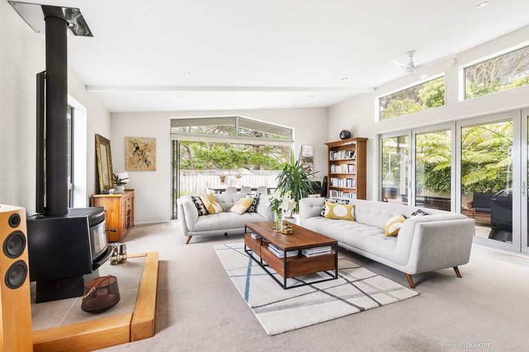 Photo of property in 35 Finnimore Terrace, Vogeltown, Wellington, 6021