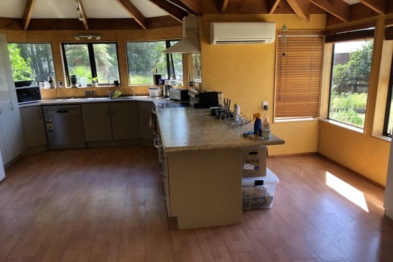 Photo of property in 12 Brookvale Lane, Taupaki, Henderson, 0782