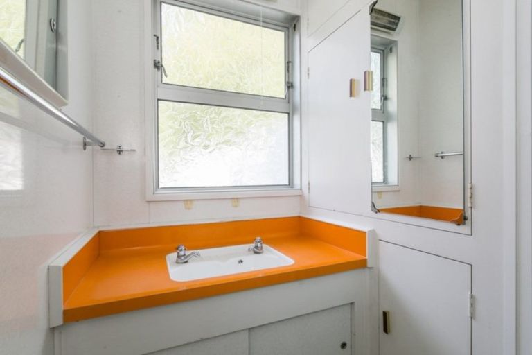 Photo of property in 3/201 Kennedy Road, Marewa, Napier, 4110