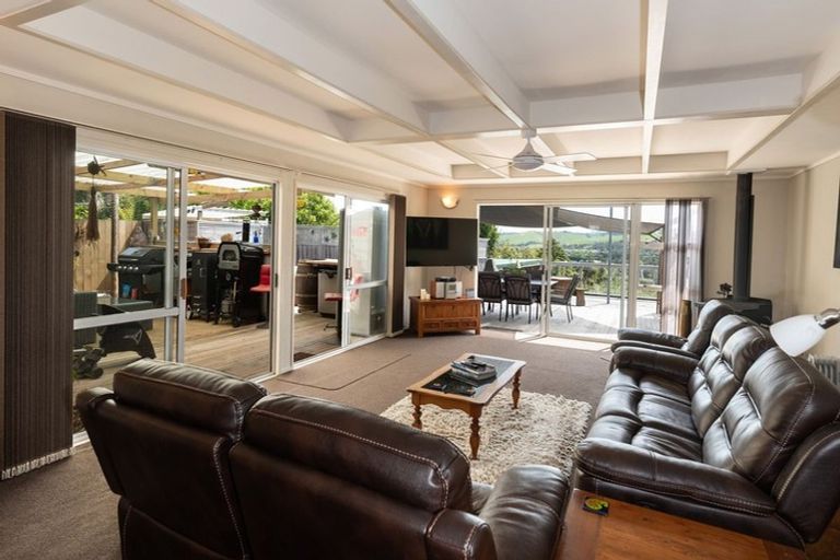 Photo of property in 10 Falls View Road, Haruru, 0204