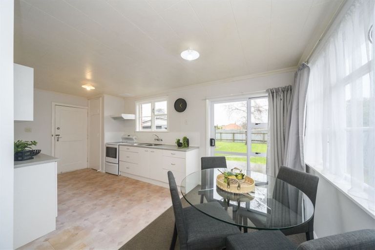 Photo of property in 129 Rangiora Avenue, Roslyn, Palmerston North, 4414