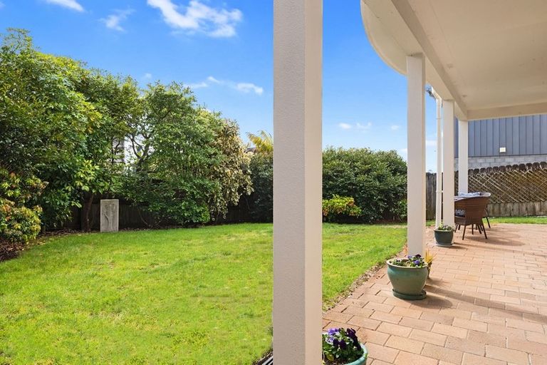 Photo of property in 1/93 Forrest Hill Road, Milford, Auckland, 0620