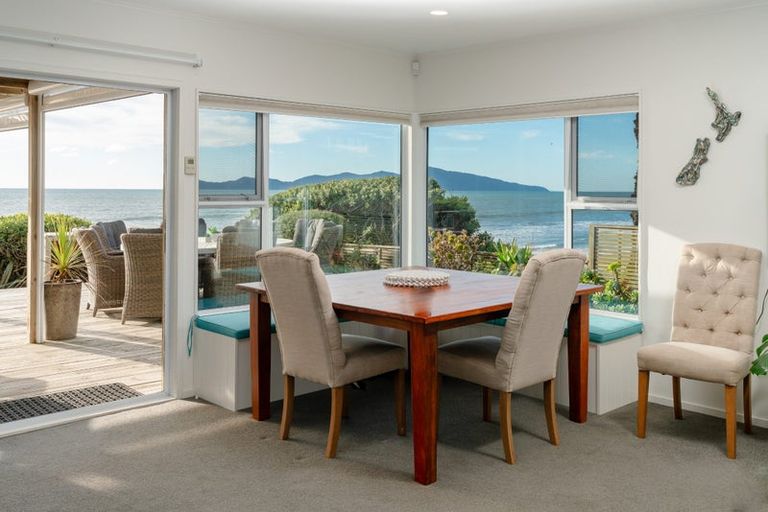 Photo of property in 52 Ames Street, Paekakariki, 5034