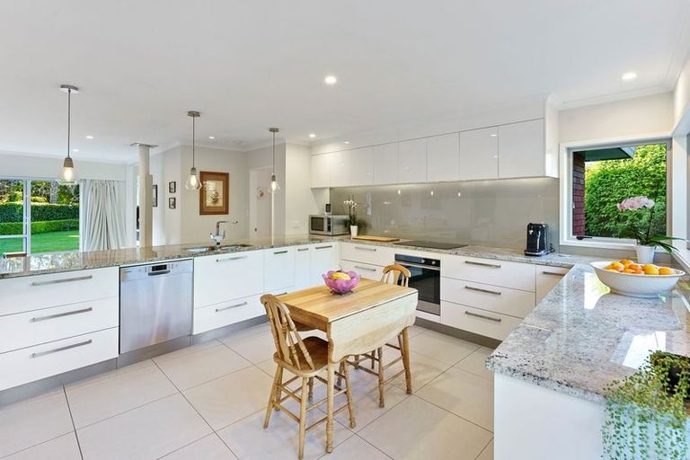 Photo of property in 9a Karaka Grove, Waikanae, 5036