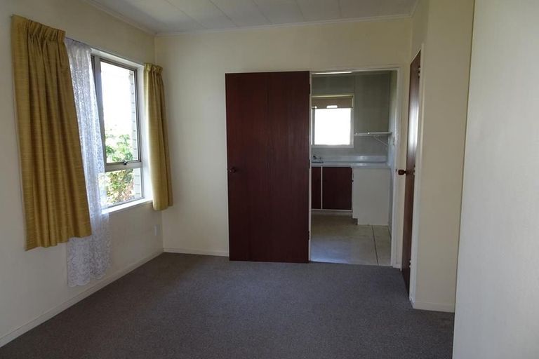 Photo of property in 1106 Heretaunga Street East, Parkvale, Hastings, 4122