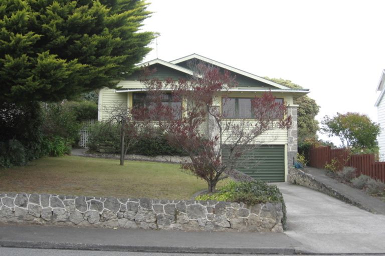 Photo of property in 82 Napier Terrace, Hospital Hill, Napier, 4110