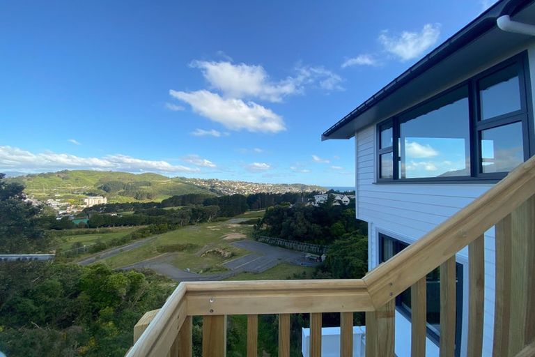 Photo of property in 37 Priscilla Crescent, Kingston, Wellington, 6021