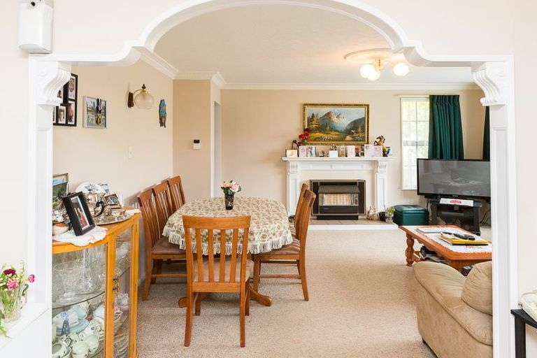 Photo of property in 26 Silicon Way, Fitzherbert, Palmerston North, 4410