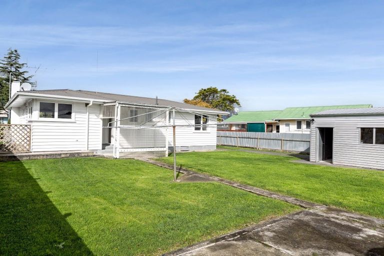 Photo of property in 24 Daphne Place, Outer Kaiti, Gisborne, 4010