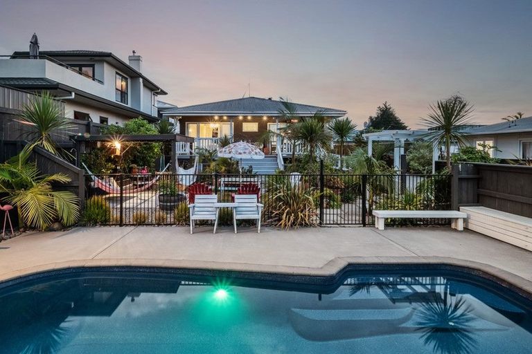 Photo of property in 26 Riverton Road, Mount Maunganui, 3116