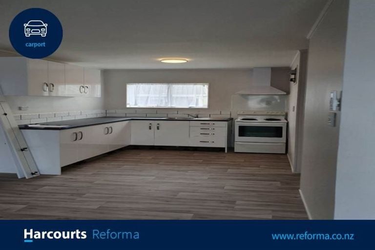 Photo of property in 1/11 Challen Close, Conifer Grove, Takanini, 2112