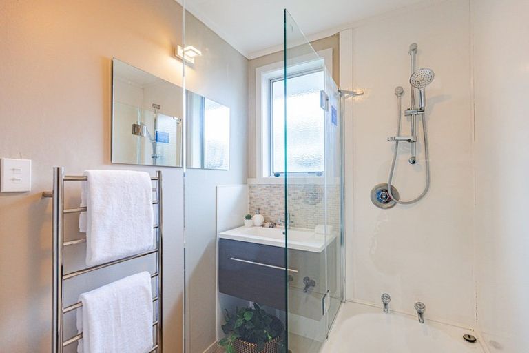 Photo of property in 2 Cypress Place, Aramoho, Whanganui, 4500